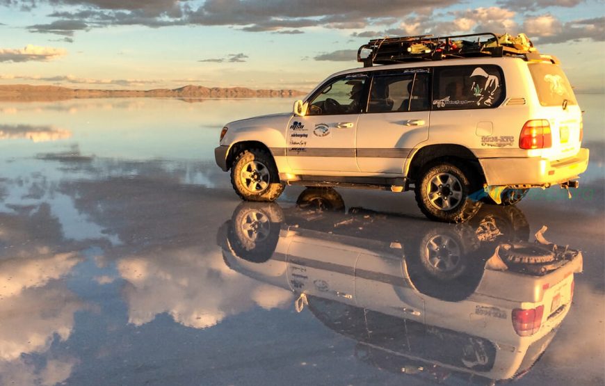 San Pedro de Atacama to Uyuni Salt Flats ‘Rainy’ Season Tour with Spanish Speaking Driver – 3 Days